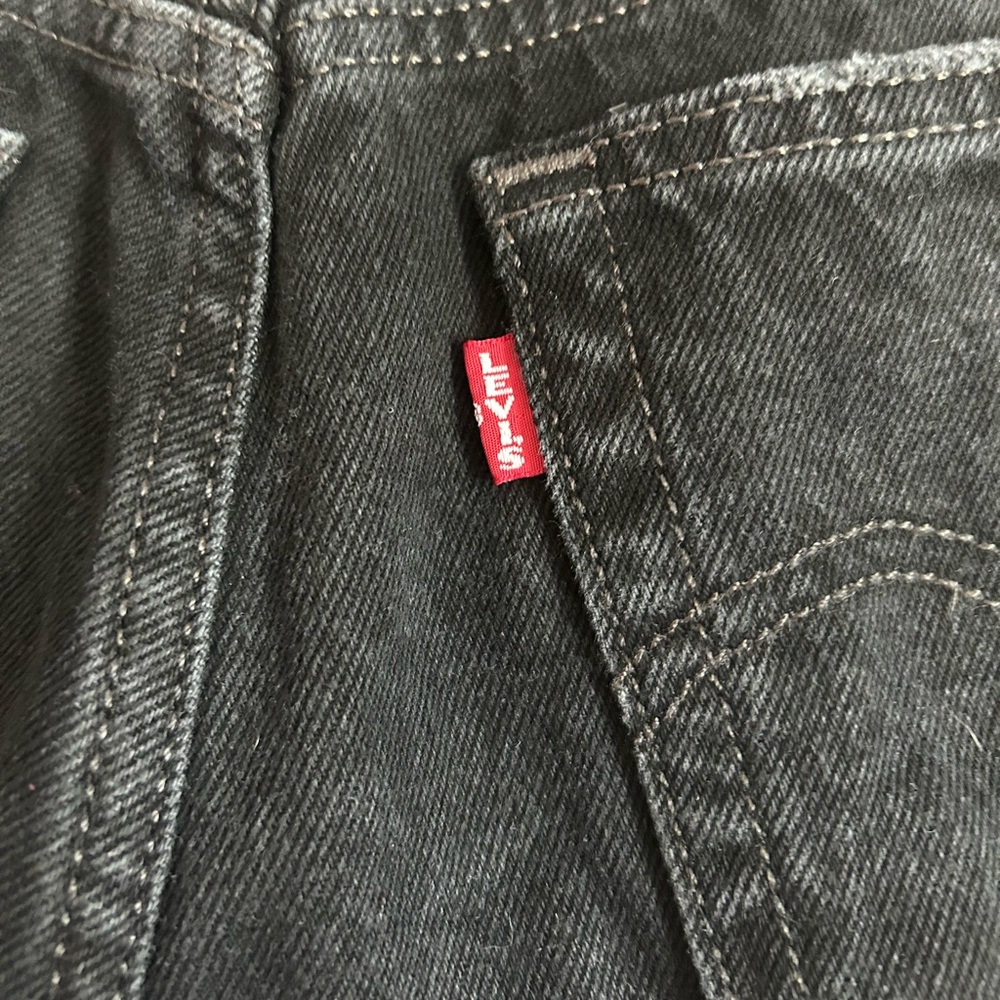 Levi’s 501 High Rise Denim Short - Picture 10 of 13